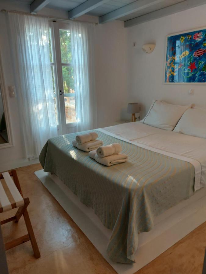 Simos Suites Elafonissos Eksteriør billede